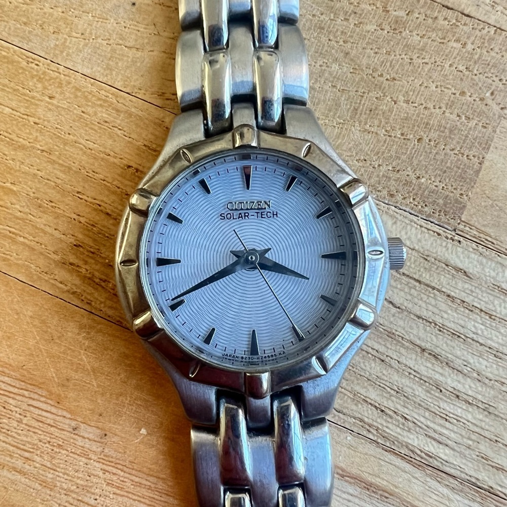 Citizen solar tech eco-drive ladies silver tone dress watch